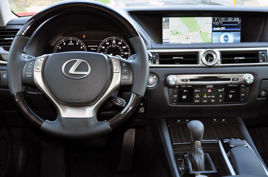  Lexus GS350 2013 года  (фото 28 из 41)